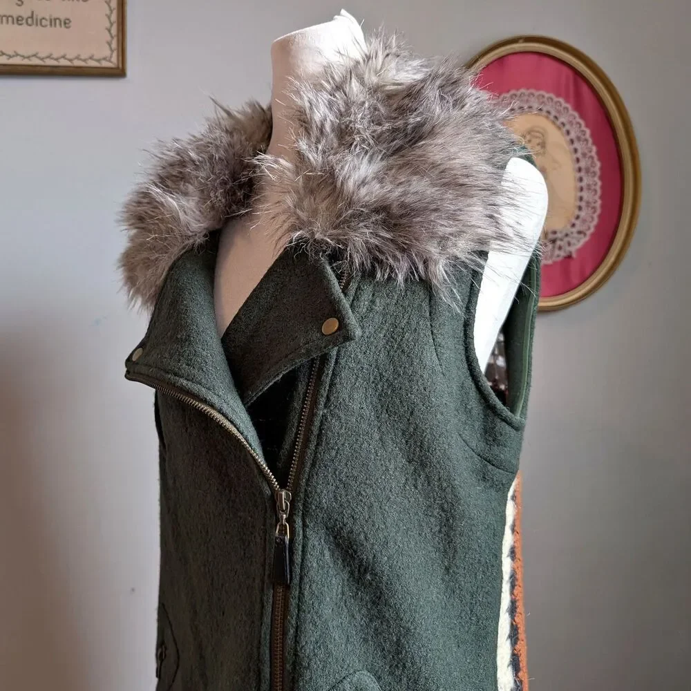 Anthropologie Elevenses Vest Wool Faux Fur Chunky Knit Winter Outerwear Size S